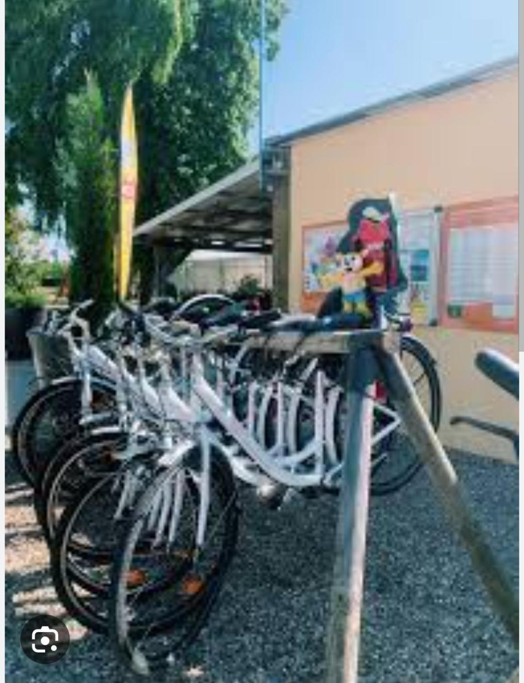 Mobil 5 Pers Proche D'europa Park E020 Campingplatz